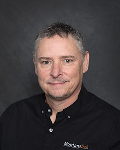 Lonnie Horn, automitive technology instructor