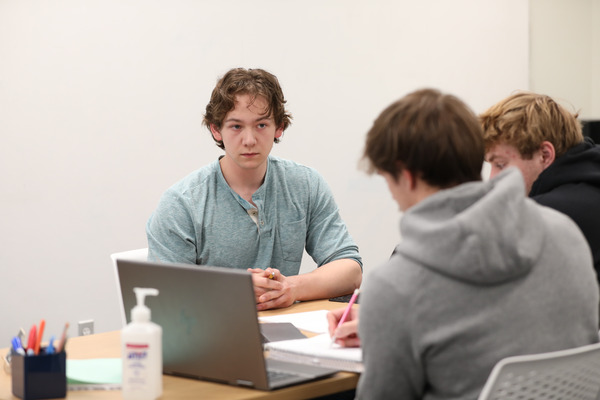 Students using tutoring at ACE.