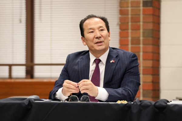 !Ambassador Extraordinary and Plenipotentiary of the Kyrgyz Republic to the United States and Canada Baktybek A. Amanbaev t