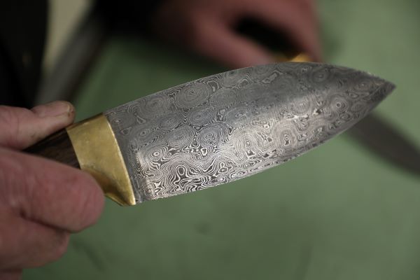 Damascus steel knife